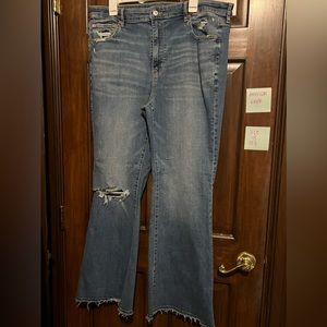 American Eagle size 18 regular